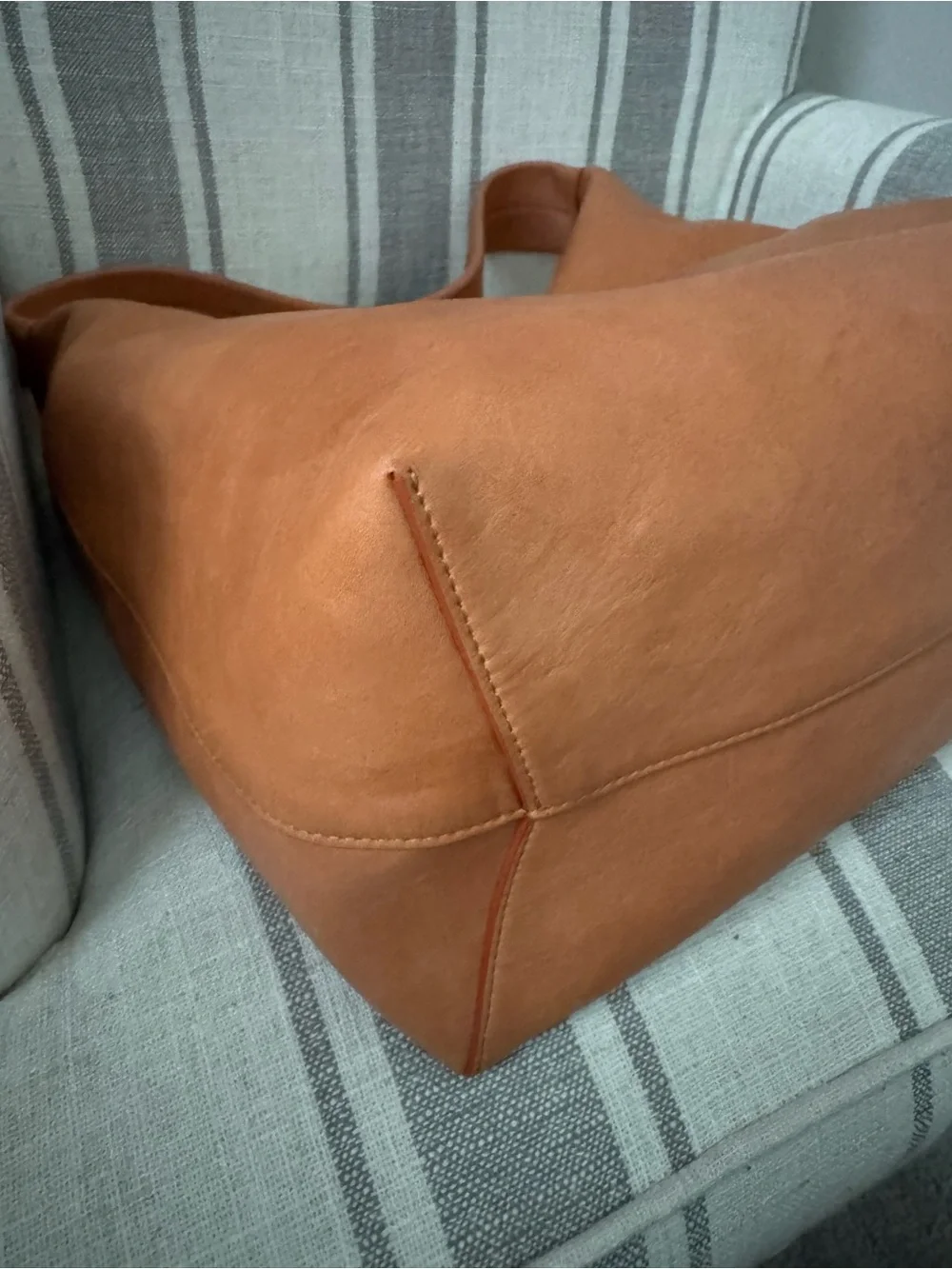 Mansur Gavriel mansur gavriel